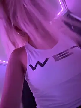 Snapshot of XMelissaX chatting on 09/11/25, 07:25 XMelissaX online show from 09/11/25, 07:25