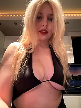 Snapshot of XMelissaX chatting on 10/09/25, 08:29 XMelissaX online show from 10/09/25, 08:29