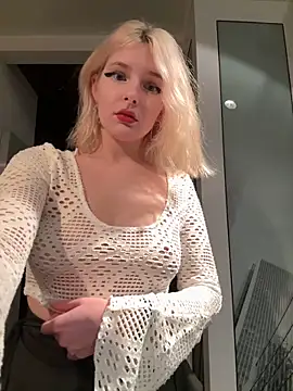 Snapshot of XMelissaX chatting on 11/27/25, 08:22 XMelissaX online show from 11/27/25, 08:22