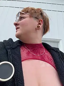 Sweetleeahxx online show from 05/05/26, 12:57