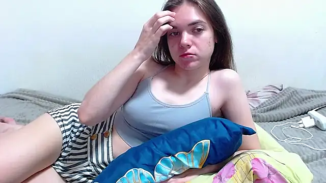 Snapshot of SallyMkn chatting on 09/12/25, 07:25 SallyMkn online show from 09/12/25, 07:25