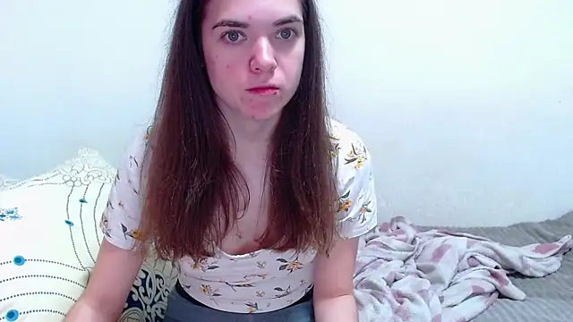 Snapshot of SallyMkn chatting on 09/13/25, 11:54 SallyMkn online show from 09/13/25, 11:54