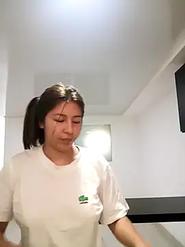 Sara Brownx online show from 12/21/25, 03:41