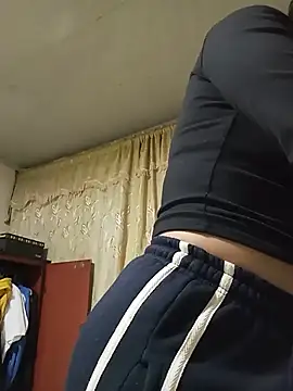 Snapshot of Sara_Brownx chatting on 06/26/26, 02:05 Sara Brownx online show from 06/26/26, 02:05