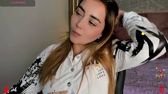 Lucia star   online show from 12/05/24, 07:17