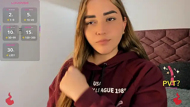 Lucia star   online show from 09/08/25, 08:08