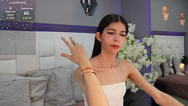 CuteAri online show from 09/16/25, 08:21