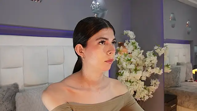 CuteAri online show from 01/10/26, 08:43