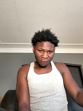 Snapshot of Festivitiesking1 chatting on 10/10/25, 12:37 Festivitiesking1 online show from 10/10/25, 12:37