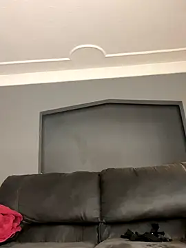 Snapshot of Festivitiesking1 chatting on 11/04/25, 09:03 Festivitiesking1 online show from 11/04/25, 09:03