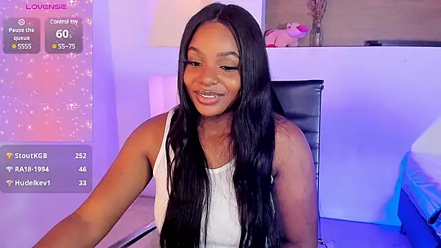 Snapshot of IvyBliss8 chatting on 02/10/25, 06:13 IvyBliss8 online show from 02/10/25, 06:13