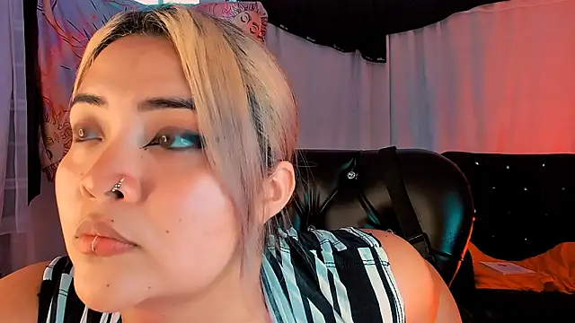 Snapshot of Agatha_humidity chatting on 02/06/25, 07:07 Agatha humidity online show from 02/06/25, 07:07