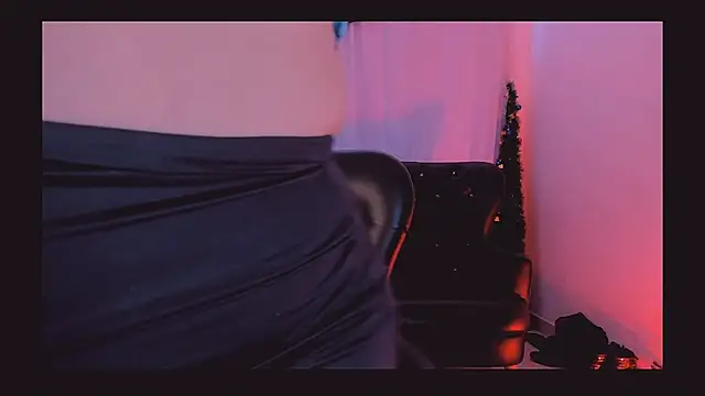 Snapshot of Agatha_humidity chatting on 03/10/25, 07:29 Agatha humidity online show from 03/10/25, 07:29