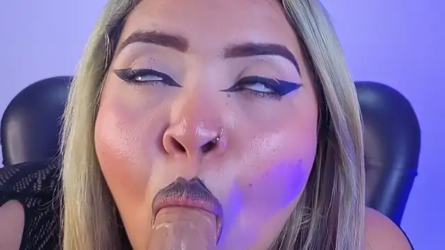 Snapshot of Agatha_humidity chatting on 09/18/25, 02:35 Agatha humidity online show from 09/18/25, 02:35