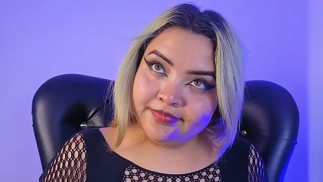 Snapshot of Agatha_humidity chatting on 09/19/25, 09:54 Agatha humidity online show from 09/19/25, 09:54