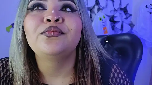 Snapshot of Agatha_humidity chatting on 10/07/25, 05:48 Agatha humidity online show from 10/07/25, 05:48