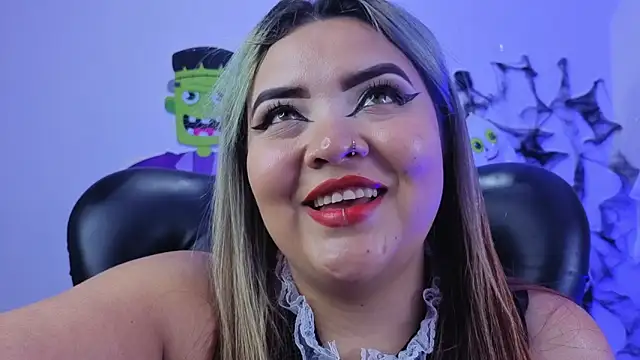 Snapshot of Agatha_humidity chatting on 10/09/25, 07:28 Agatha humidity online show from 10/09/25, 07:28