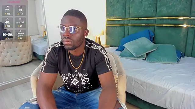 Latrellx7 online show from 02/12/25, 11:40