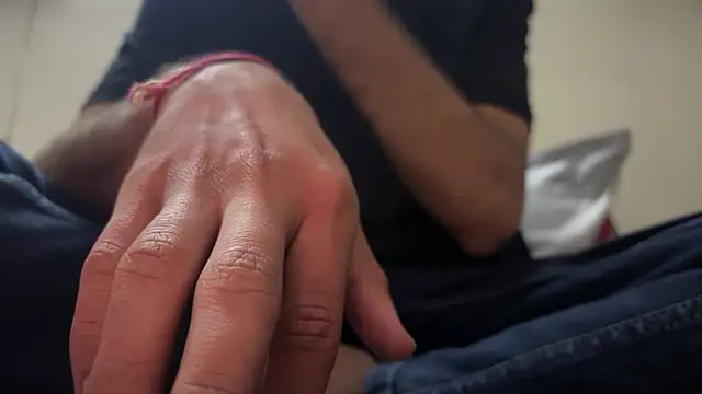 Snapshot of SexMachine1069 chatting on 03/17/25, 02:34 SexMachine1069 online show from 03/17/25, 02:34