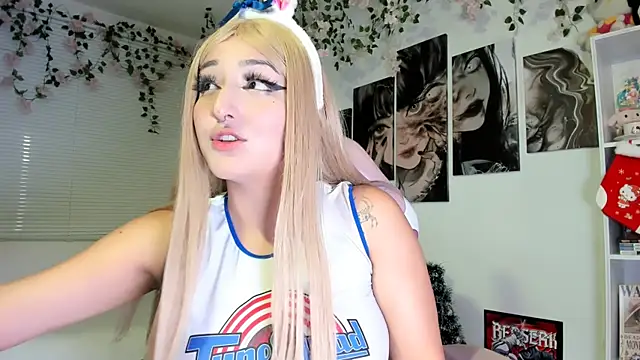 julyana  online show from 01/04/25, 09:10