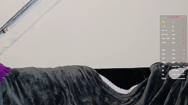 sweetdam12 online show from 04/23/26, 08:11