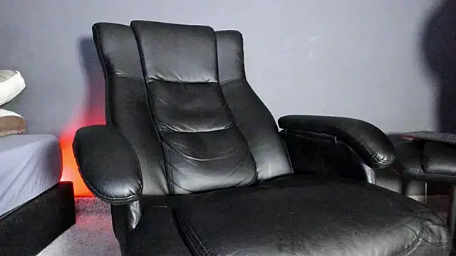 Brock hurn1 online show from 11/22/25, 03:27