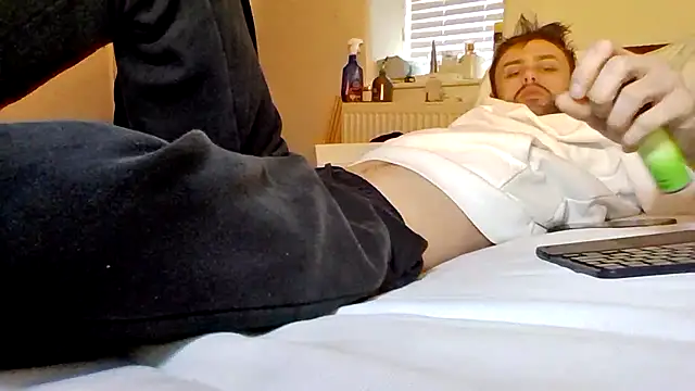 Snapshot of addicktedGT chatting on 02/20/25, 12:36 addicktedGT online show from 02/20/25, 12:36