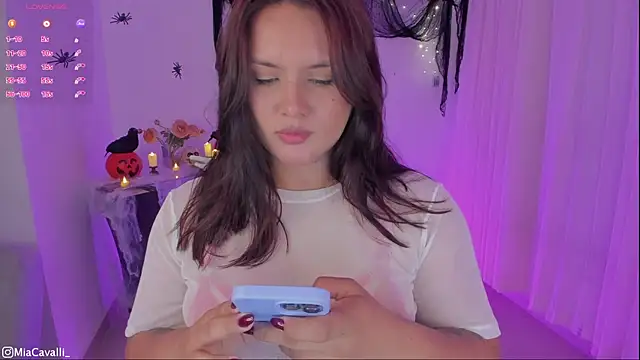 Snapshot of SabrinaVega chatting on 10/29/25, 01:19 SabrinaVega online show from 10/29/25, 01:19