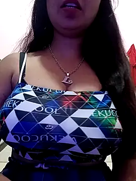 Snapshot of cute-mahek chatting on 01/29/25, 11:41 cute-mahek online show from 01/29/25, 11:41
