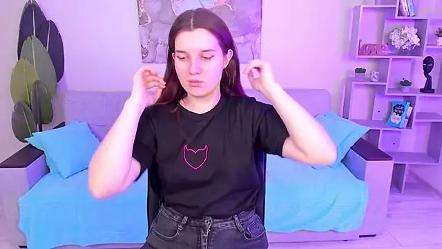 BonneyLove online show from 02/13/25, 09:38