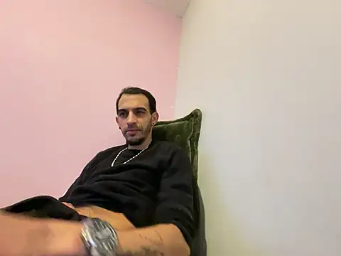 Rebeu313 online show from 02/08/26, 02:37