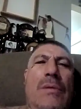 B DOGG69 online show from 03/04/25, 04:38
