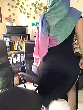 Snapshot of NAJWA-ARAB chatting on 02/10/25, 05:19 NAJWA-ARAB online show from 02/10/25, 05:19