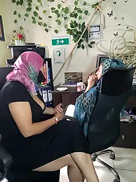 Snapshot of NAJWA-ARAB chatting on 03/10/25, 05:29 NAJWA-ARAB online show from 03/10/25, 05:29