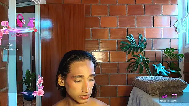 Snapshot of skyyfoxpraga chatting on 07/28/26, 02:13 skyyfoxpraga online show from 07/28/26, 02:13