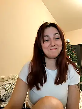 Snapshot of MiaStika chatting on 12/16/24, 05:11 MiaStika online show from 12/16/24, 05:11