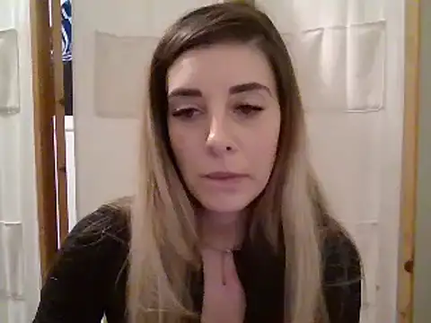 Snapshot of MissBella131 chatting on 01/09/25, 05:11 MissBella131 online show from 01/09/25, 05:11