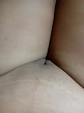 Snapshot of Khaleyssi chatting on 03/11/25, 11:59 Khaleyssi online show from 03/11/25, 11:59