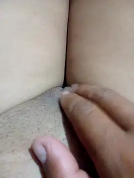 Snapshot of Khaleyssi chatting on 10/30/25, 03:52 Khaleyssi online show from 10/30/25, 03:52