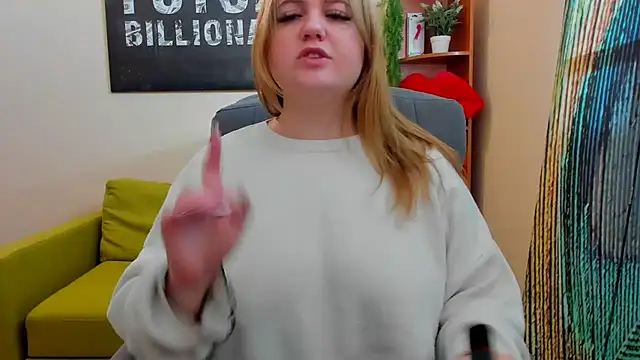 Snapshot of Doliss chatting on 02/24/25, 06:49 Doliss online show from 02/24/25, 06:49