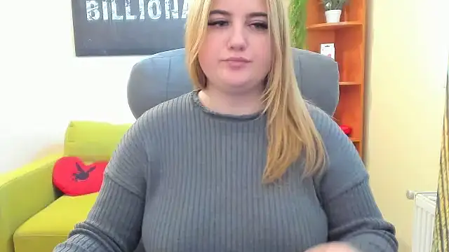 Snapshot of Doliss chatting on 03/13/25, 09:54 Doliss online show from 03/13/25, 09:54