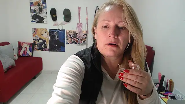 emperabigbootybigass online show from 09/23/25, 12:08