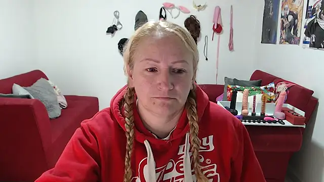 emperabigbootybigass online show from 12/22/25, 12:13