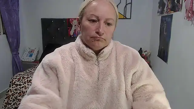 emperabigbootybigass online show from 07/27/26, 12:34