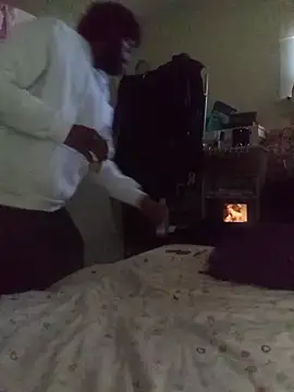 DevinToore online show from 04/23/26, 06:54