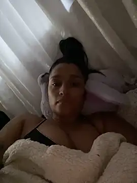 KatalinnaBrown online show from 12/04/25, 12:03