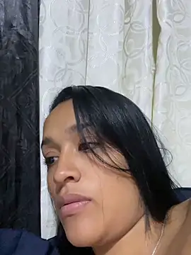 Snapshot of KatalinnaBrown chatting on 03/24/26, 11:04 KatalinnaBrown online show from 03/24/26, 11:04