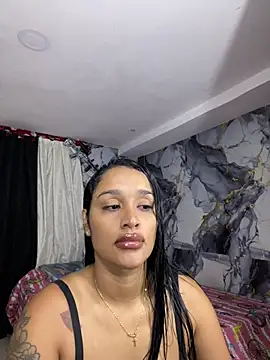 Snapshot of KatalinnaBrown chatting on 06/25/26, 12:10 KatalinnaBrown online show from 06/25/26, 12:10