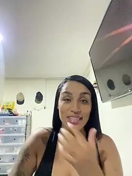 Snapshot of KatalinnaBrown chatting on 07/11/26, 11:50 KatalinnaBrown online show from 07/11/26, 11:50