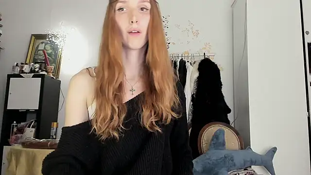 LisaIcon online show from 02/04/26, 06:58